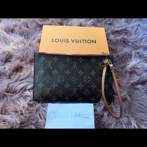 Louis Vuitton Neverfull Pouchette Pouch Wallet